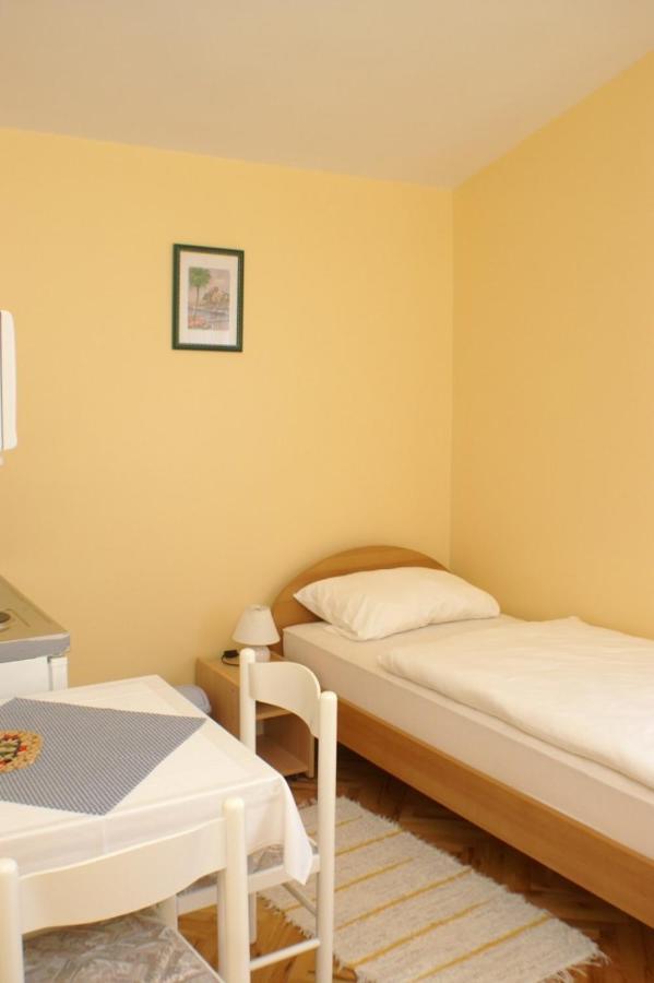 Apartments With A Parking Space Vodice - 4172 ภายนอก รูปภาพ