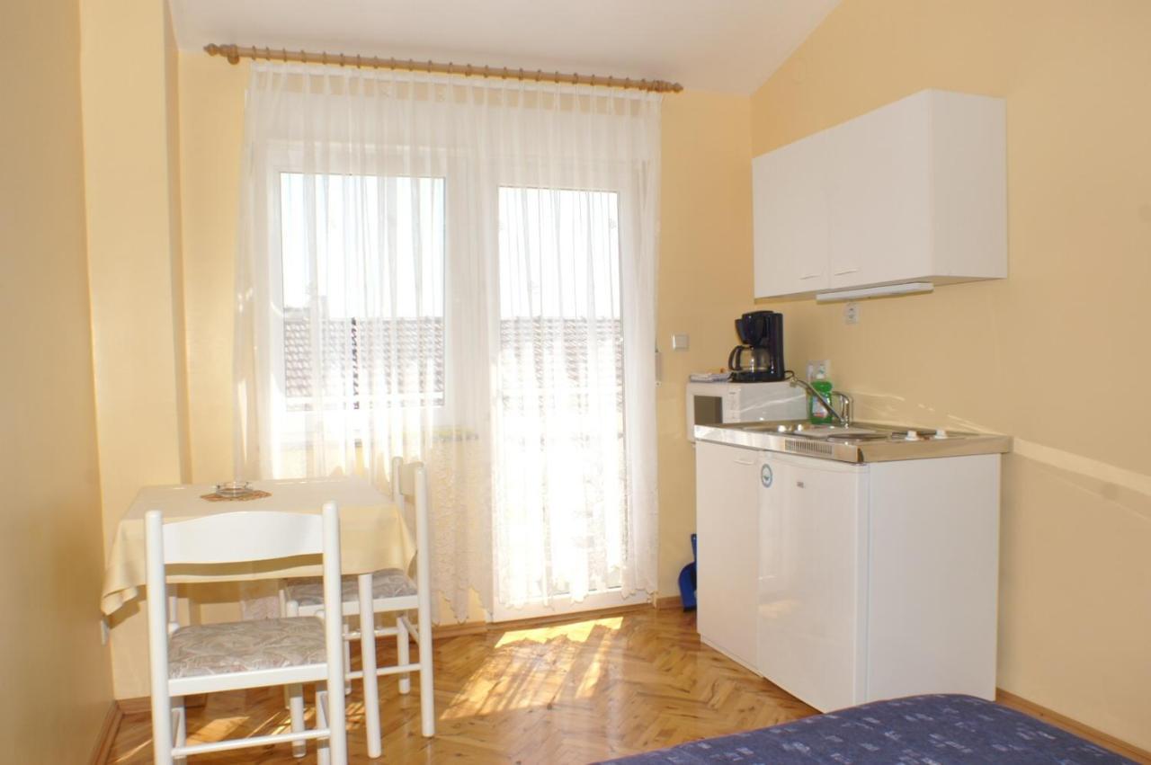 Apartments With A Parking Space Vodice - 4172 ภายนอก รูปภาพ